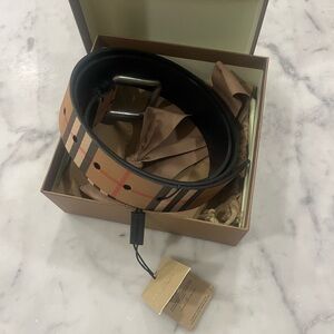 NWT Burberry vintage check Men's Belt